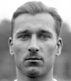 J�zef Adamek
