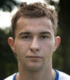 Maciej Grze�