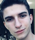 Micha� Majak