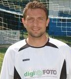 Dariusz Oko�