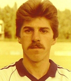 Henryk Pa�ka