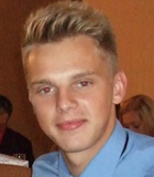 Adam Paw�owski