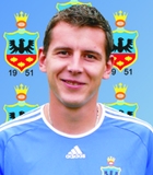 Adrian P�uciennik