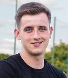 Mateusz Procho�
