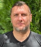 Robert �liwi�ski