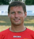 Marek �wierczewski
